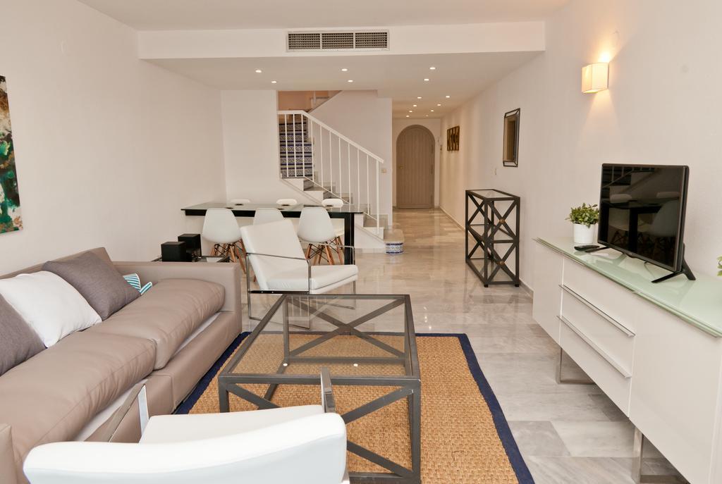 Holiday Home Clarisa Estepona Ngoại thất bức ảnh